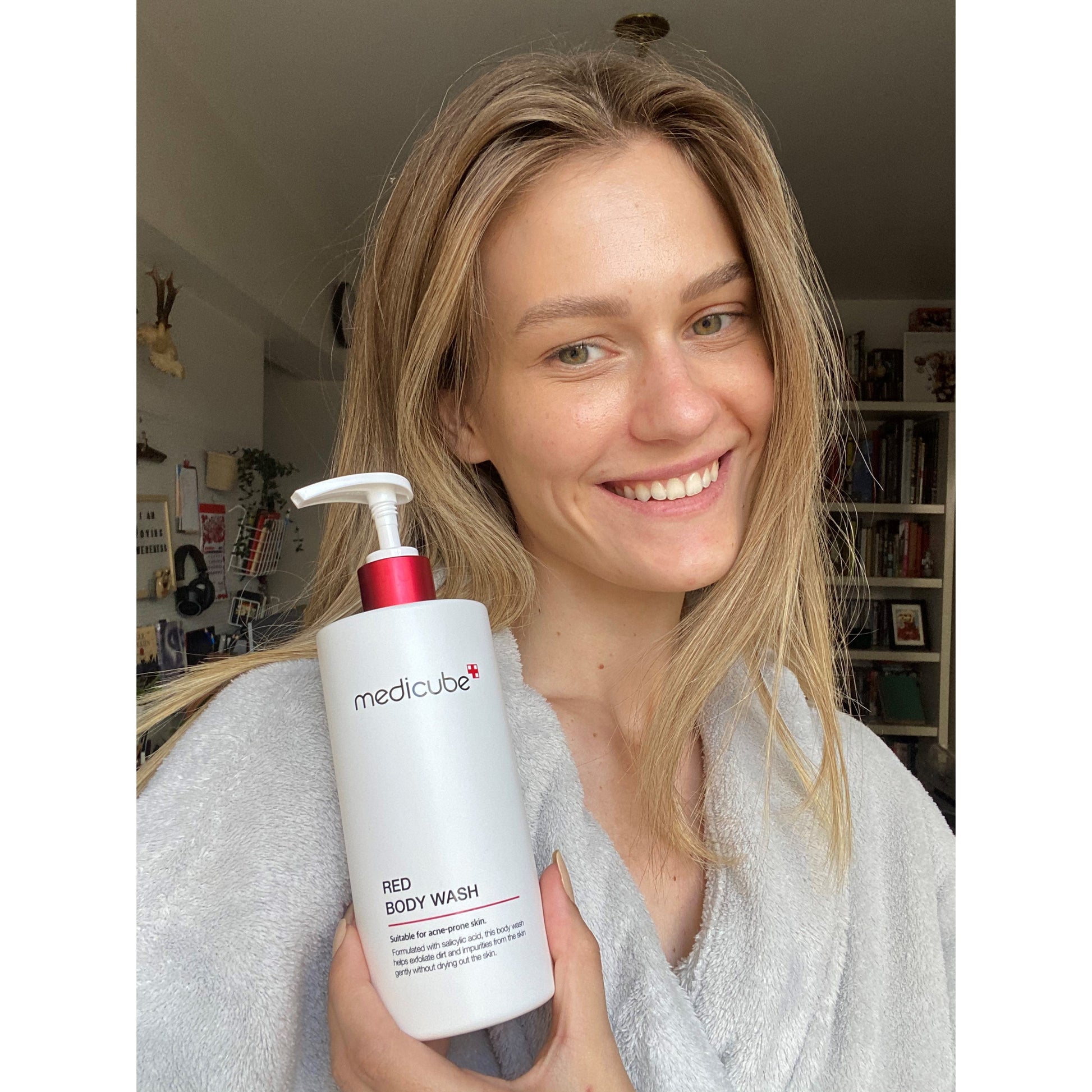 red-line-ultimate-face-and-body-care-set-v3 redbodywash_tn3_56d2342d-3584-4245-8859-53cd1e06976f.jpg